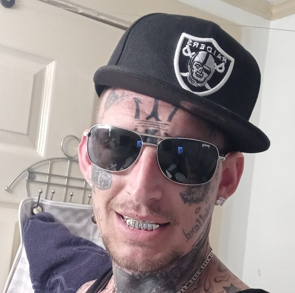 Meet your Posher, Corey - Picture 1 of 1